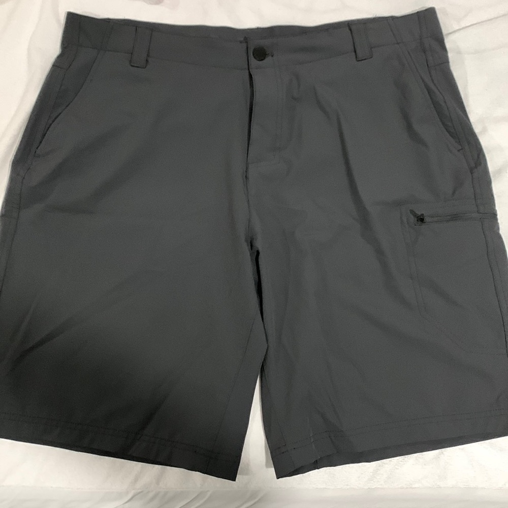 Grey size 40 casual shorts